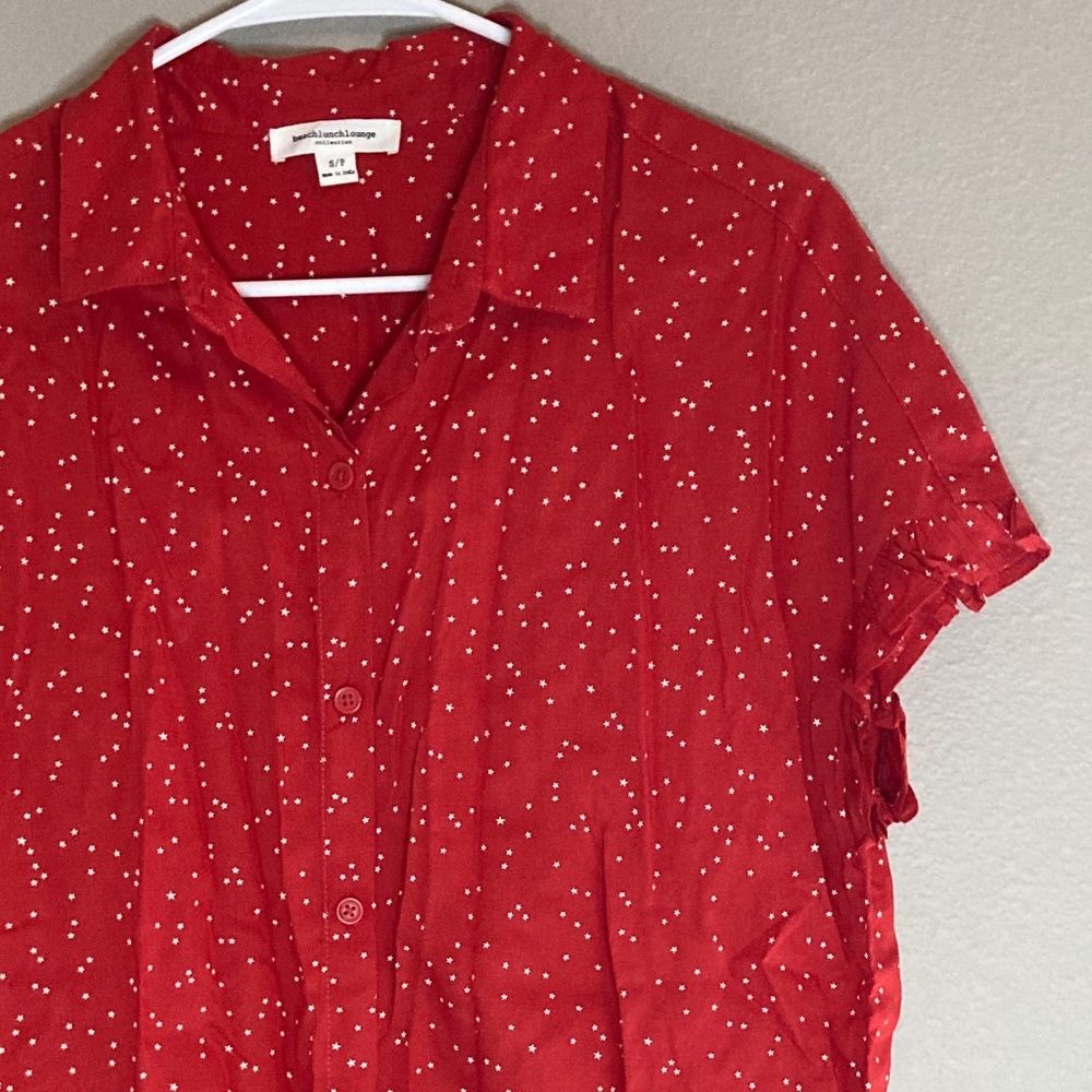 beach lunch lounge red with stars top